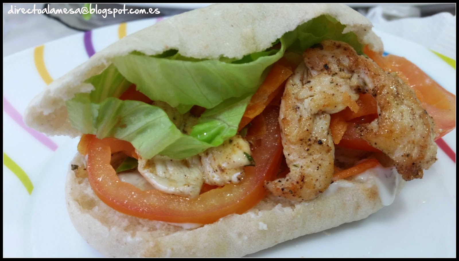 http://directoalamesa.blogspot.com.es/2015/04/kebab-casero-pan-de-pita-pollo.html