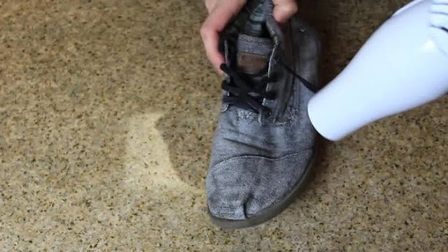 Tips Simple yang Membuat Sepatu Anda Kebal Terhadap Air Tips Simple yang Membuat Sepatu Anda Kebal Terhadap Air