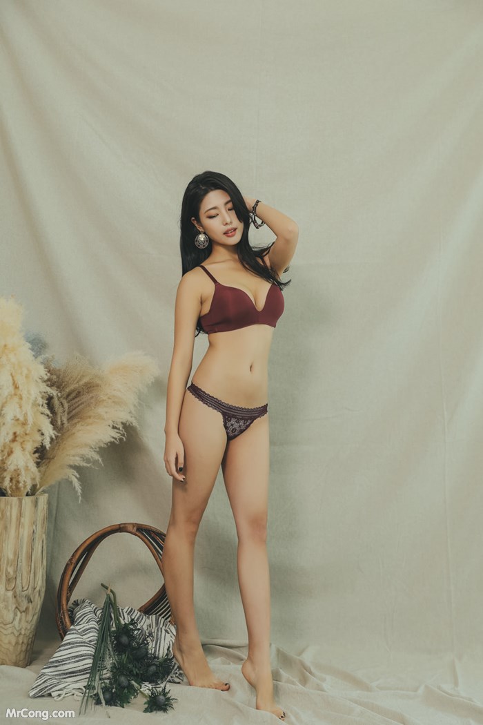 Jung Yuna&#39;s beauty in underwear in October 2017 (132 photos) photo 4-19