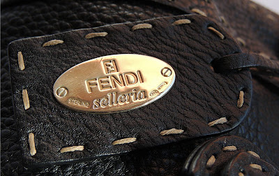 Janji Laku: Authentic FENDI SELLERIA Hand Carry Linda Bag
