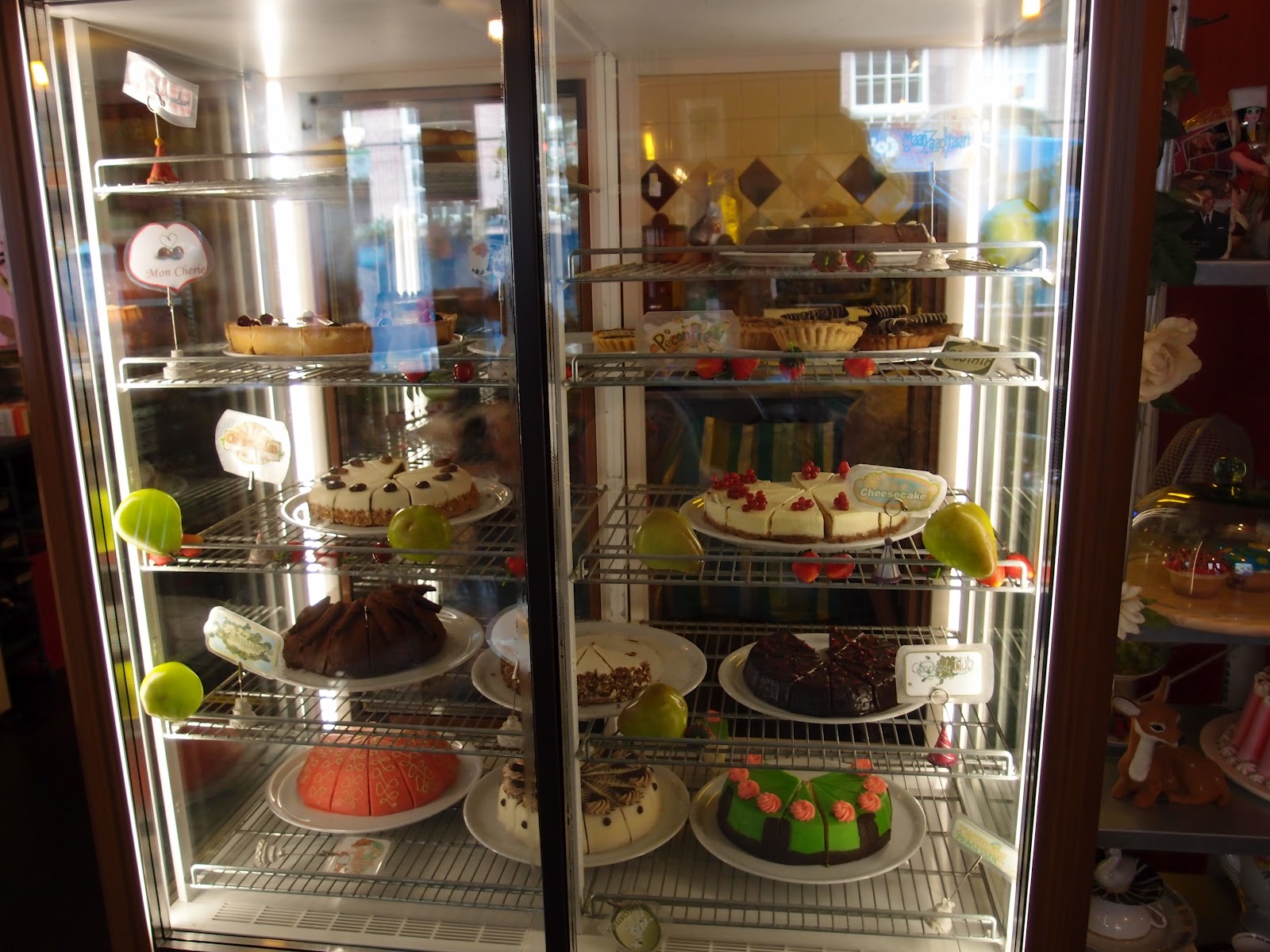 The Caked Crusader The cakes of Amsterdam