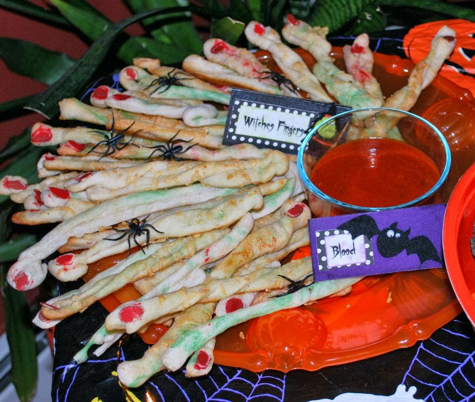 Mama's Crafts: Ghoulish Halloween Dinner Party...