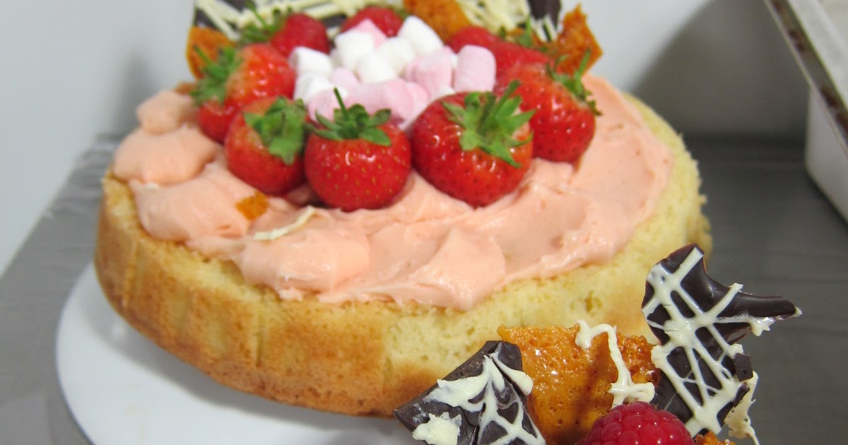 Bake off with Debenhams + Kenwood / LUCY LOVES TO EAT