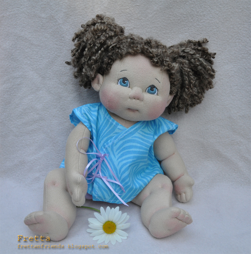 Fretta: Textile Baby Doll. 38 cm / 15