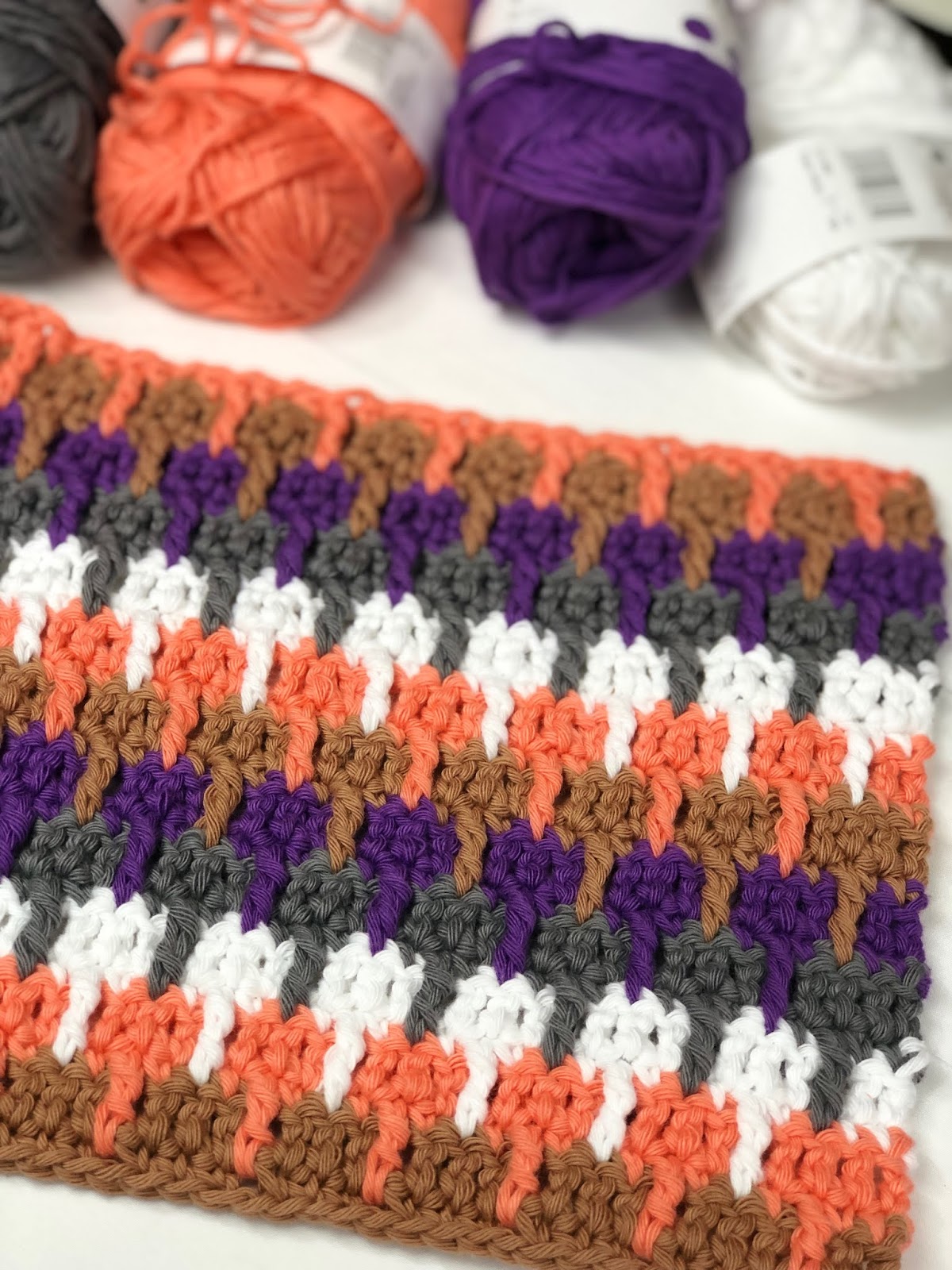 Bizzy Crochet Stitch of the Week 3 Mirror Stitch