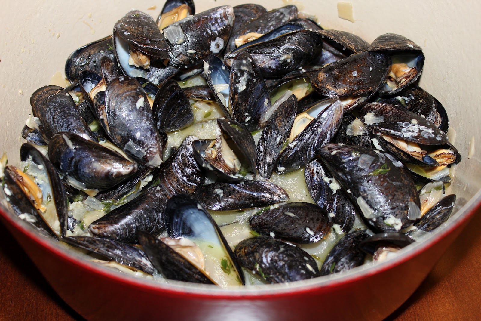 The Garlic Press Mussels Steamed in White Wine