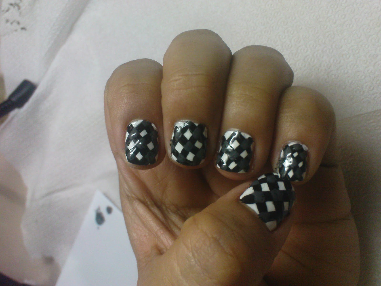 nailarttutorials Checkered Nail Art