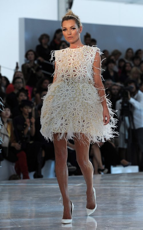 Kate Moss for Louis Vuitton's fashion show