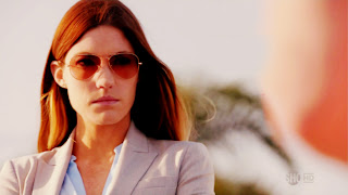 https://3.bp.blogspot.com/-LOqUOFZrnYs/ULXe7qJqNaI/AAAAAAAAGXc/gBu-dA6wYK4/s320/Jennifer-Carpenter-with-Sunglasses-HD-Wallpaper_Vvallpaper.Net.jpg