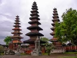 MATARAM ONLINE: SEKILAS SEJARAH PULAU LOMBOK