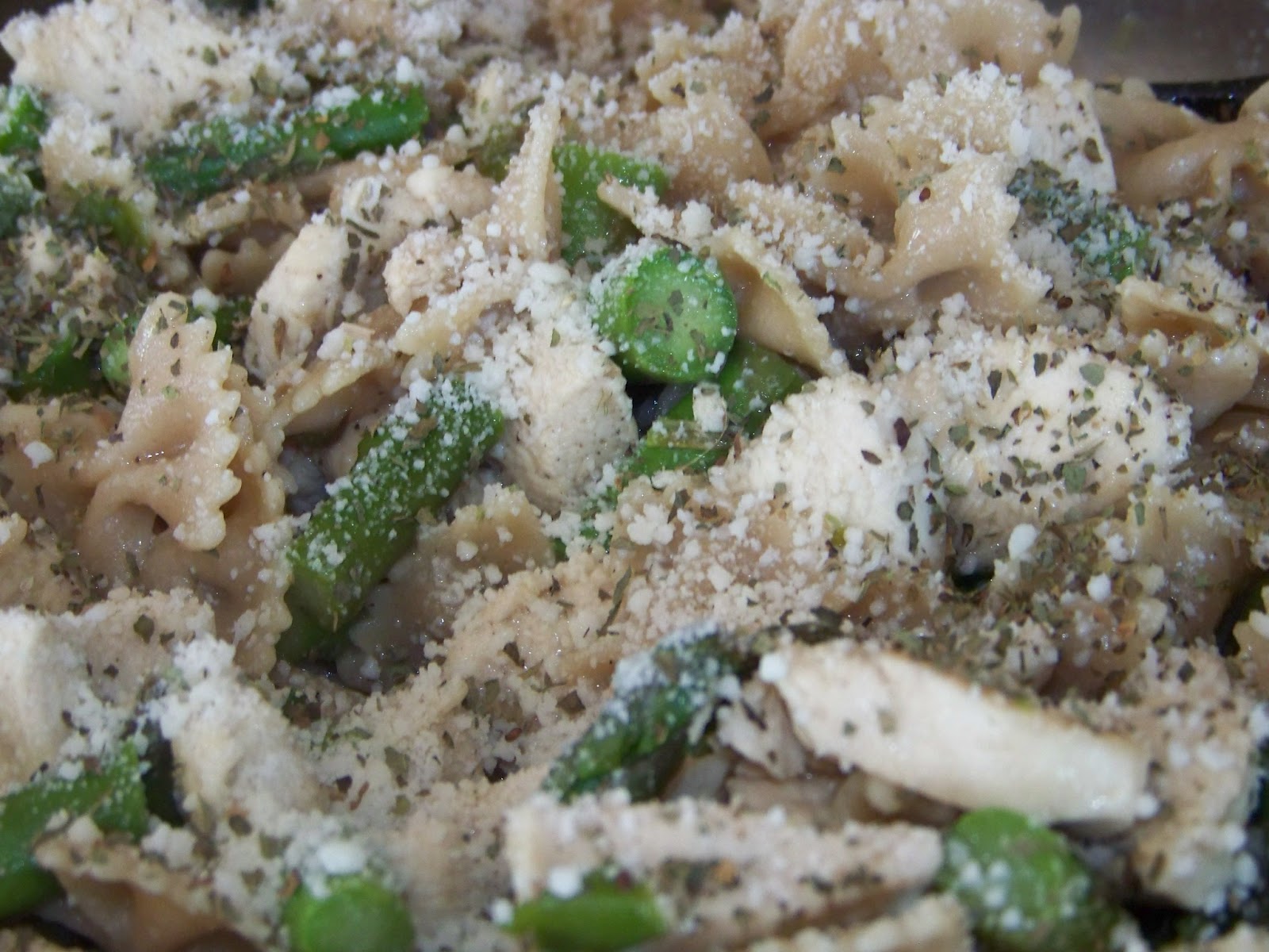 Farfalle with Chicken and Asparagus