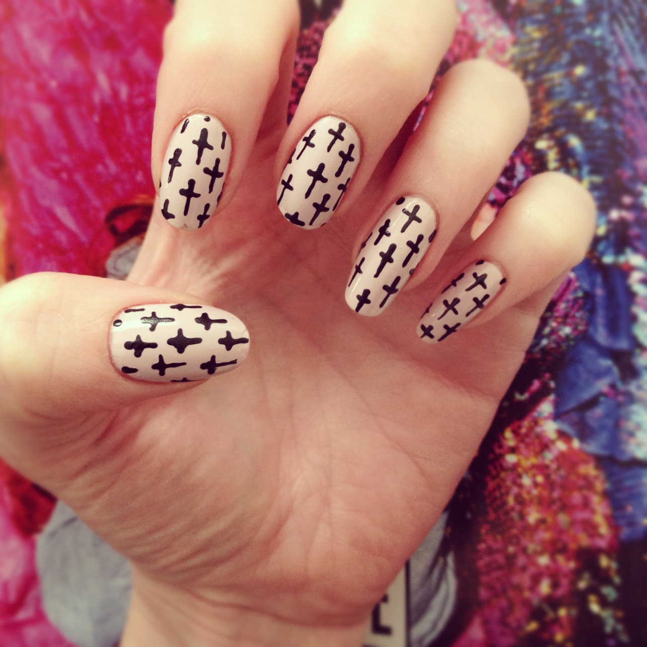 nails of the day! — Caroline Burke Burkatron