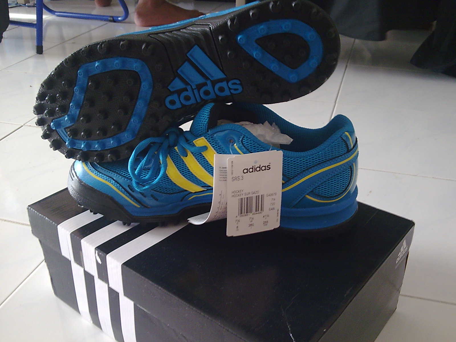 football & hockey shoppe Adidas SRS3 Hockey Turf Shoe