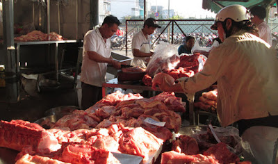 Giá thịt heo giảm từ trước Tết đến nay chưa có dấu hiệu dừng