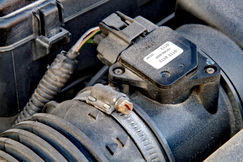 الأسباب التي تؤدي الى إضاءة لمبة فحص المحرك بالسيارة lamp check engine autobayad