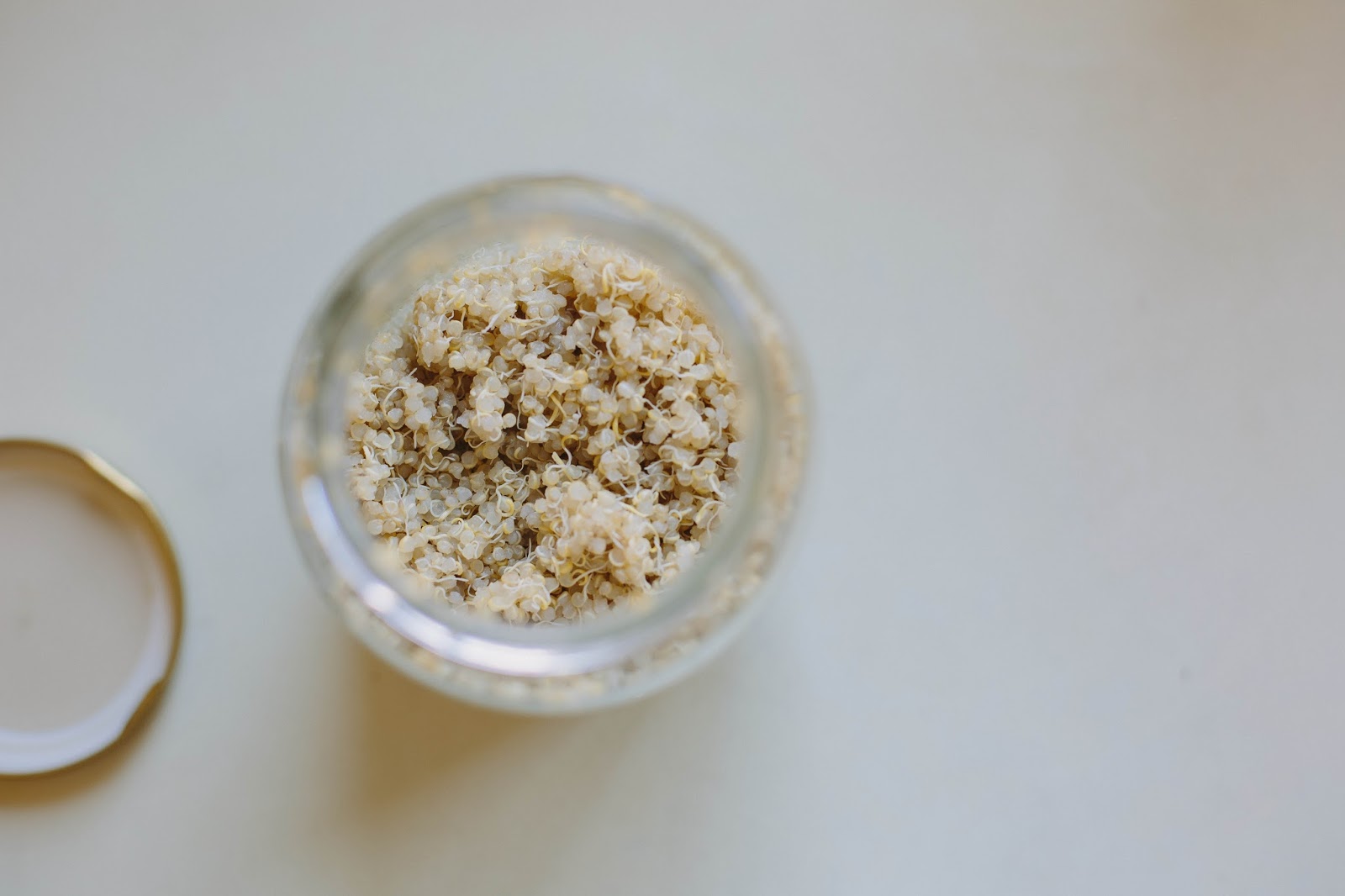 Sprouted quinoa porridge with blackcurrant compote – My Darling Lemon Thyme