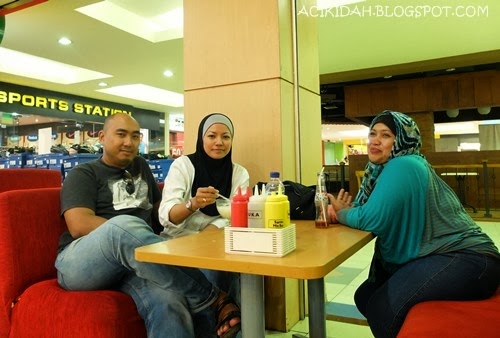 Es Teler 77, Medan Mall
