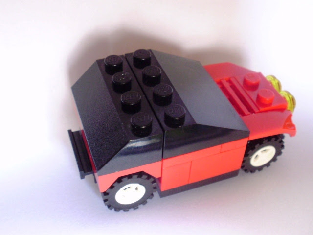 MOC LEGO Pequeno carro vermelho