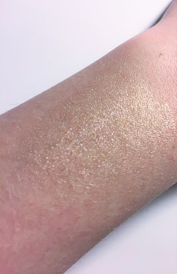 e.l.f. Beautifully Bare Liquid Highlighter Illuminating swatch e.l.f. Beautifully Bare Liquid Highlighter Illuminating swatch