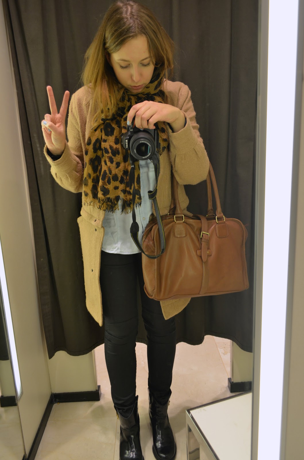 Style Mood Corner Zara fitting room again...