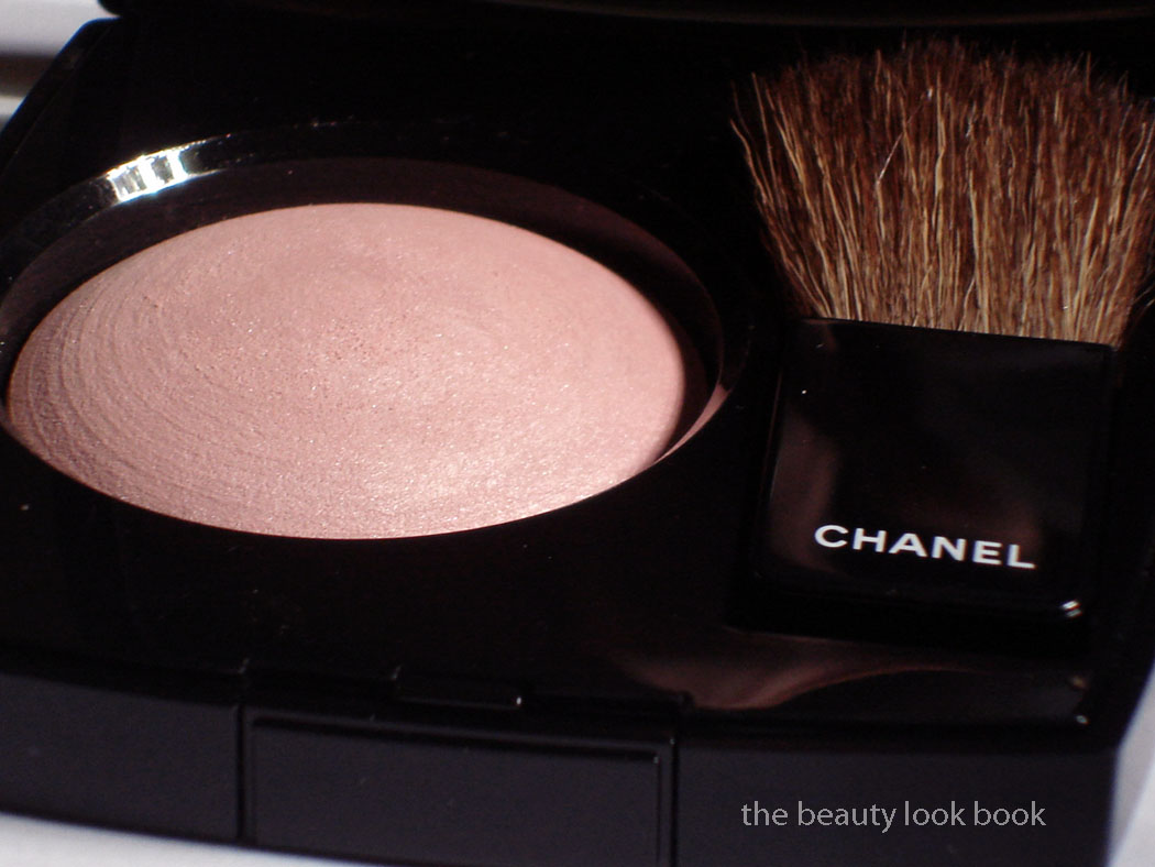 New Baked Goods From Chanel: The New Baked Formula Chanel Les 4
