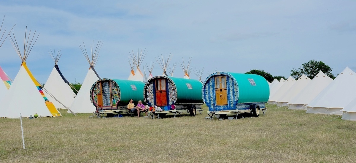 You might come across these fixtures at a popular festival as they provide an excellent alternative to camping. - These Gypsy Caravans Are All Your Hippy-Dreams Come True, Especially The Inside. You might come across these fixtures at a popular festival as they provide an excellent alternative to camping. - These Gypsy Caravans Are All Your Hippy-Dreams Come True, Especially The Inside.