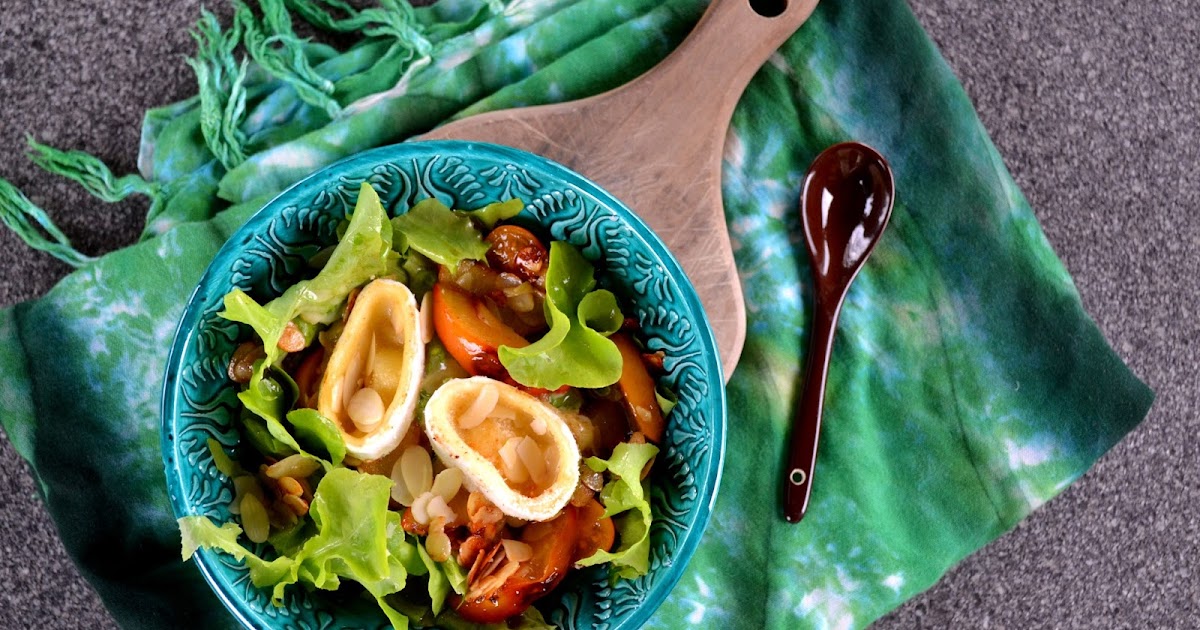 glückszauber : Oliven-Tomaten-Brot und Salat mit Camembert, Pflaumen ...