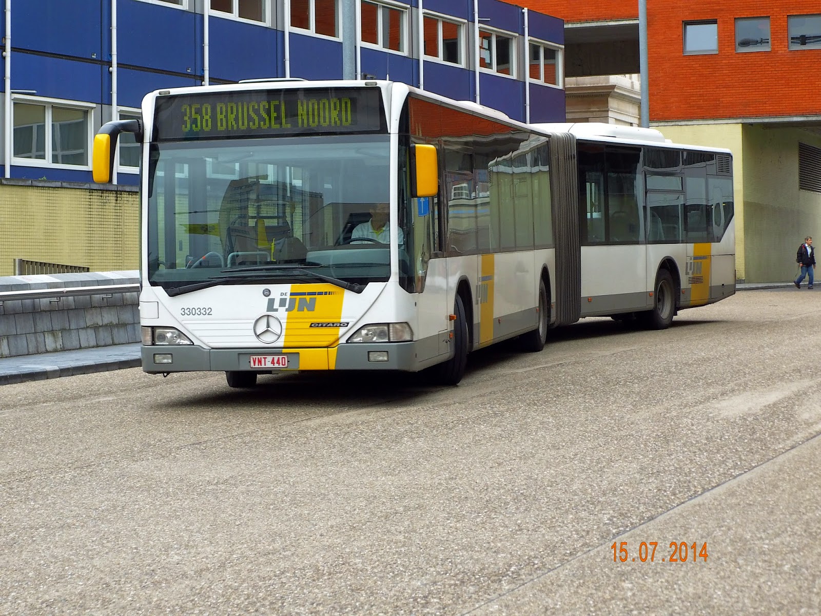 Diplomatie Overjas Aannemer busfoto's van de VVM (de lijn)