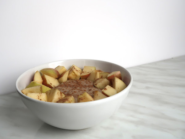 YUMMYLICIOUS #18: Apple Oatmeal/ Ovsena Kaša z Jabolkom