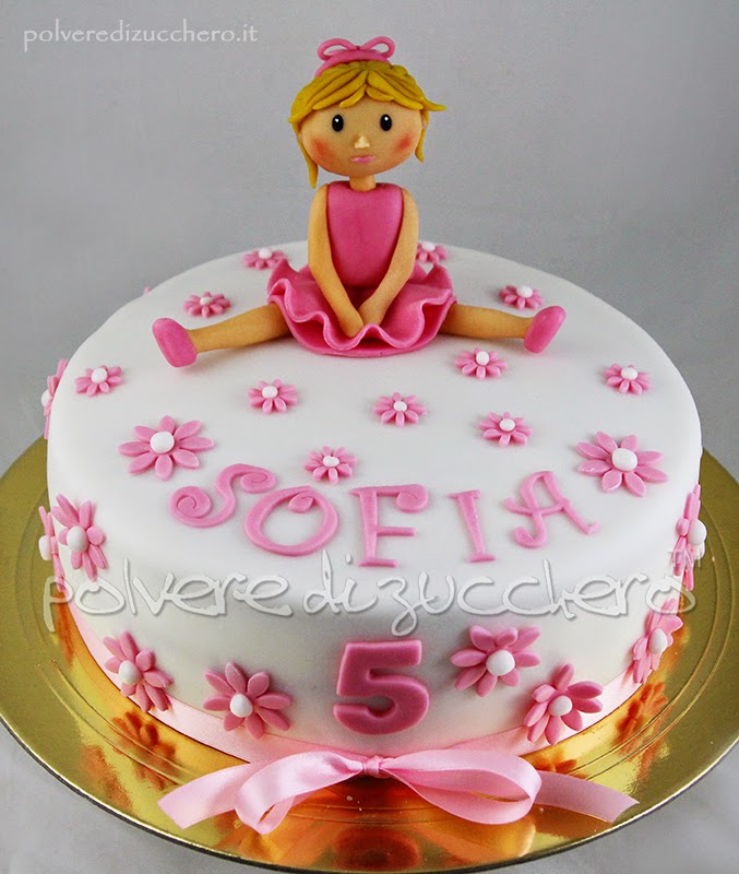torta decorata per una bimba che sogna di fare la ballerina