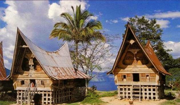 Rumah Adat Provinsi Sumatera Utara