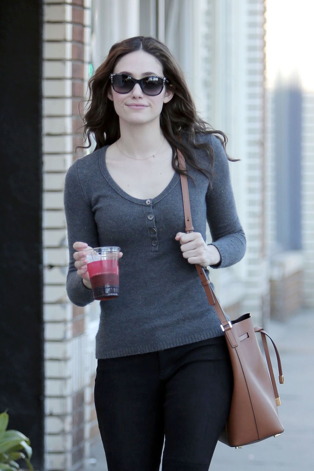 Emmy Rossum || Spotted at a Cafe in Venice - January, 2015 - Celebrity