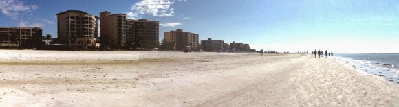 Fort Myers Beach - Blick auf Pink Shell Hotel, Florida USA