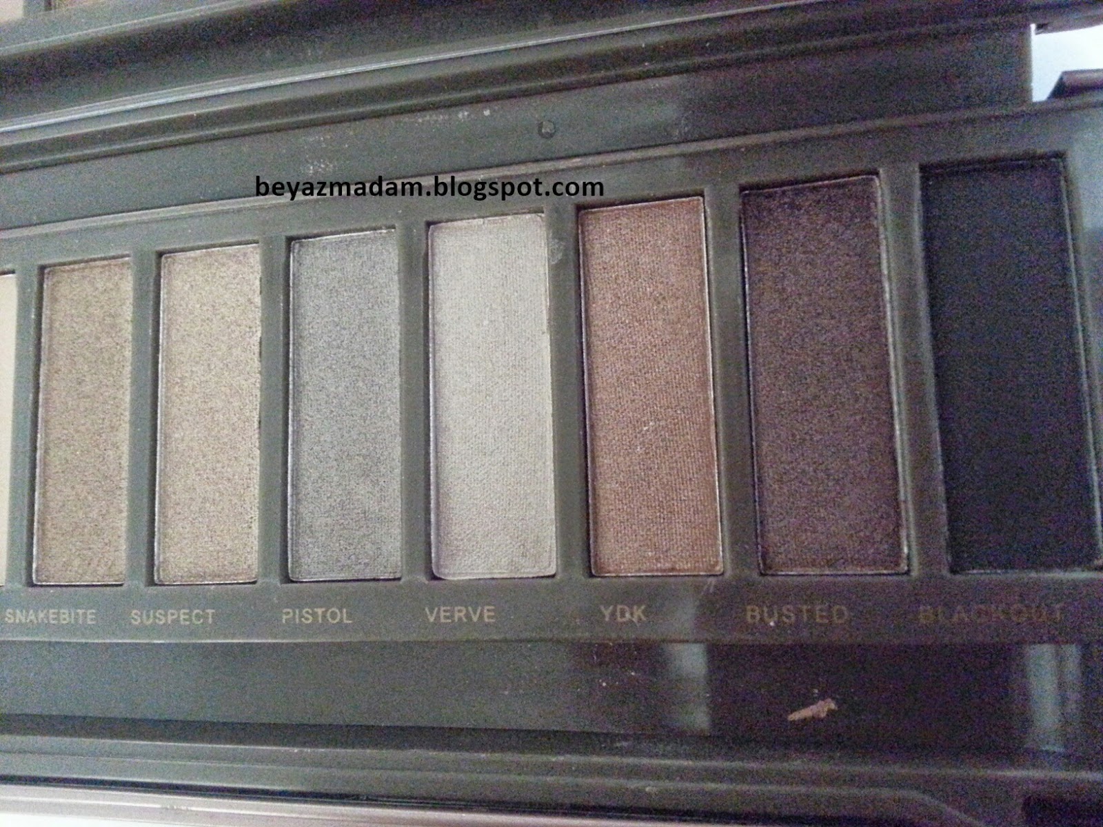 URBAN DECAY NAKED 2 FAR PALETİ İNCELEMESİ Beyaz Madam