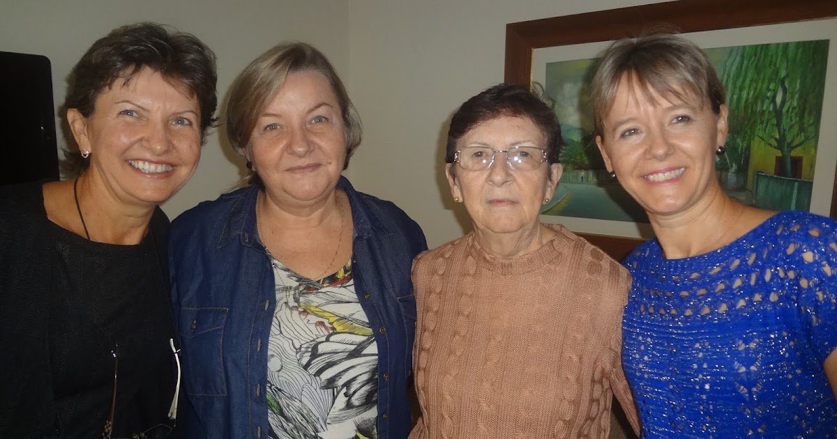 CRiações em família & cia. Minha tia e minhas primas empreendedoras! CRiações em família & cia. Minha tia e minhas primas empreendedoras!