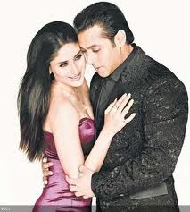 kareena kapoor hot free photos: Kareena Kapoor Hot Kissing
