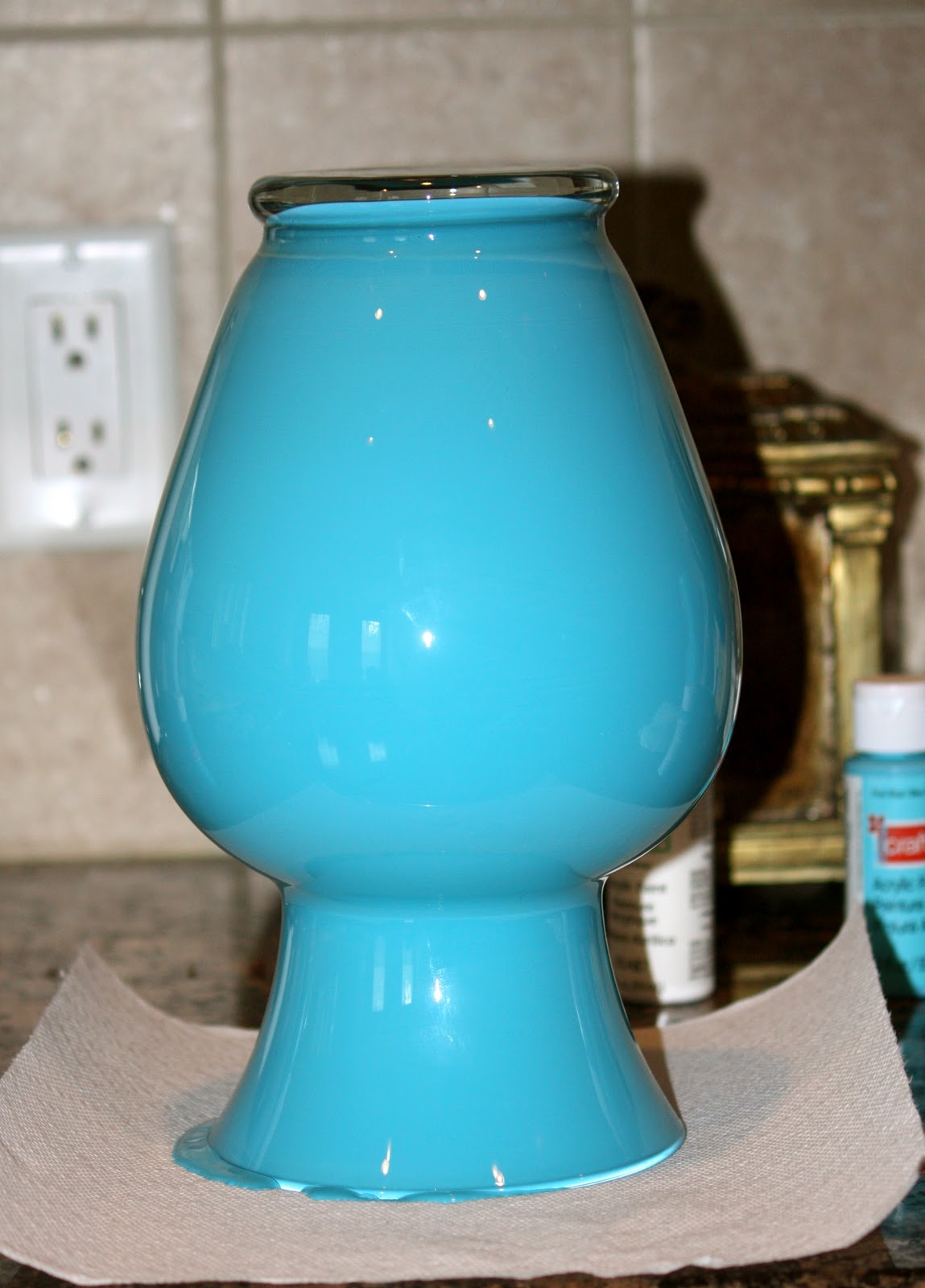 desperate-craftwives-acrylic-painted-vases