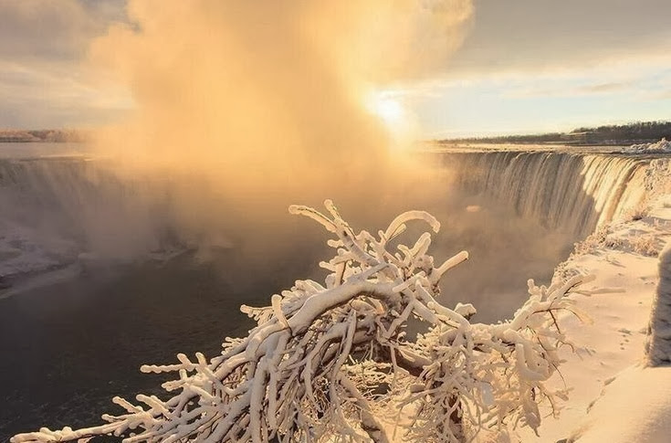 Niagara Falls in winter 2014