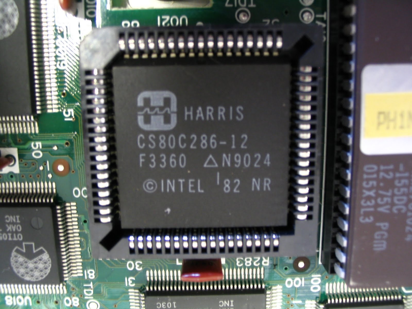 Free Geek Vancouver Volunteer Blog: Commodore C286LT Laptop Teardown