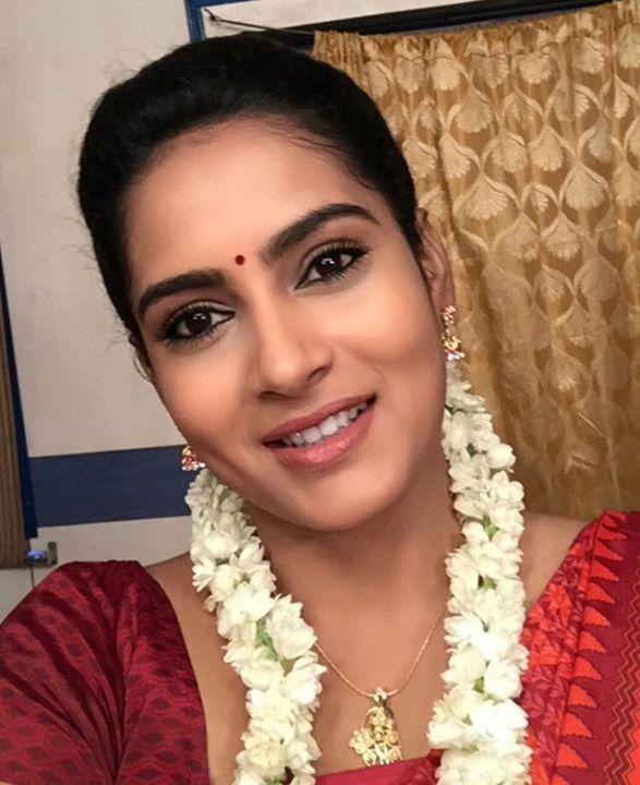 telugu serial acter srilatha age telugu serial acter srilatha age