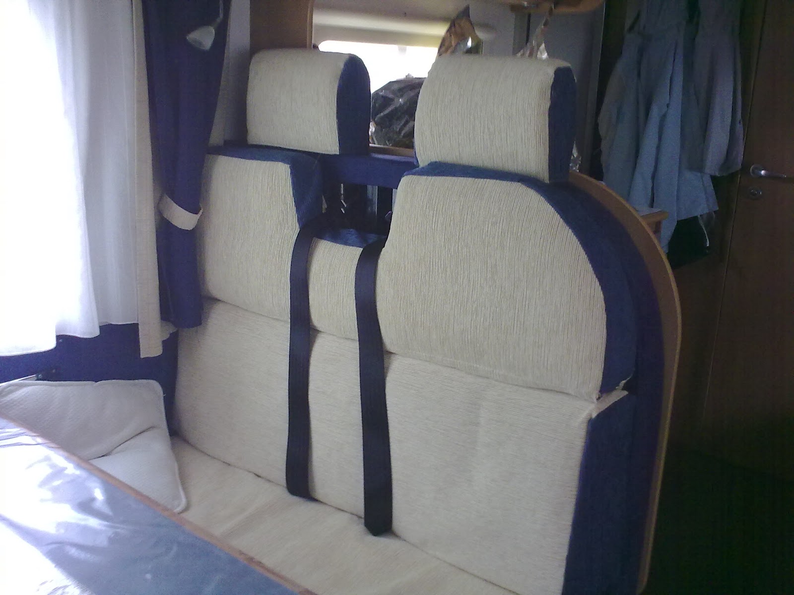 aracne creativa: tappezzeria nuova nelle dinette del camper