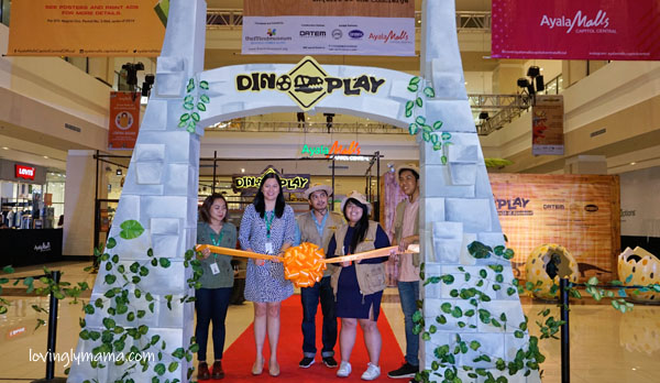 Dino Play by The Mind Museum - Ayala Malls Capitol Central - homeschooling in Bacolod - Bacolod mommy blogger - dinosaur eggs - family