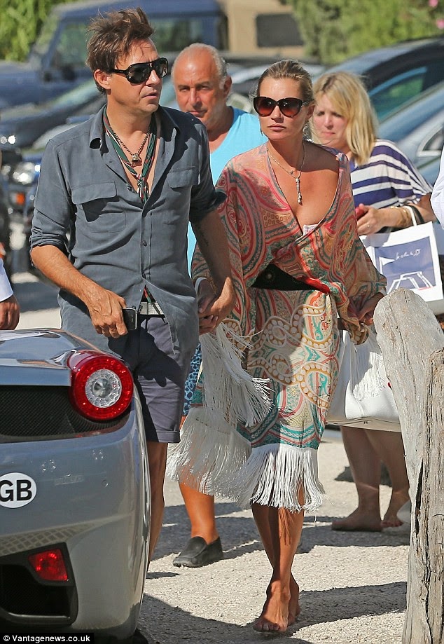 Rare Vintage: Happy Birthday Kate Moss!