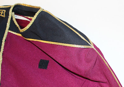 TNG season 1 admiral uniform - gold trim TNG season 1 admiral uniform - gold trim