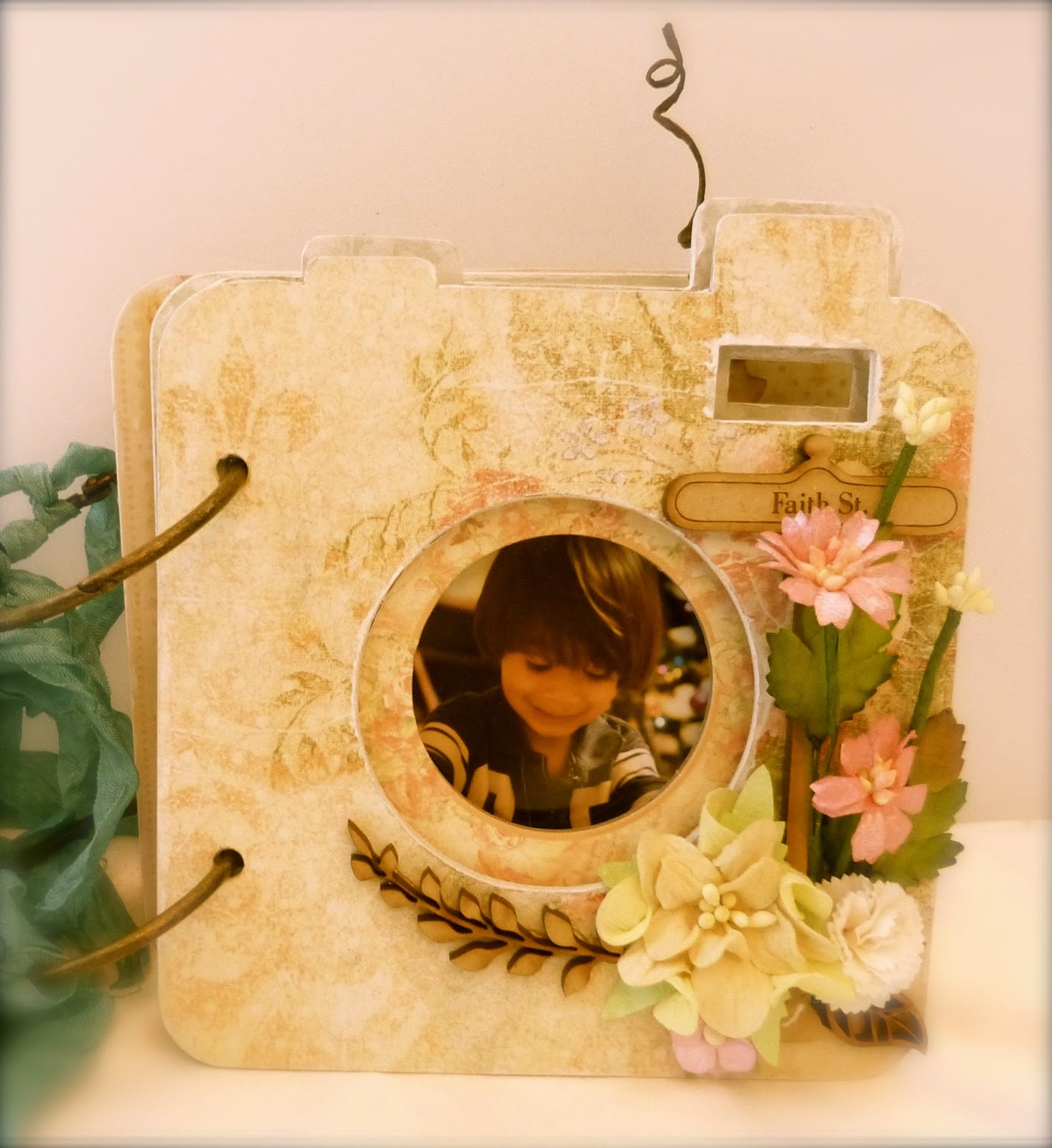 SaCrafters Chipboard albums gallery