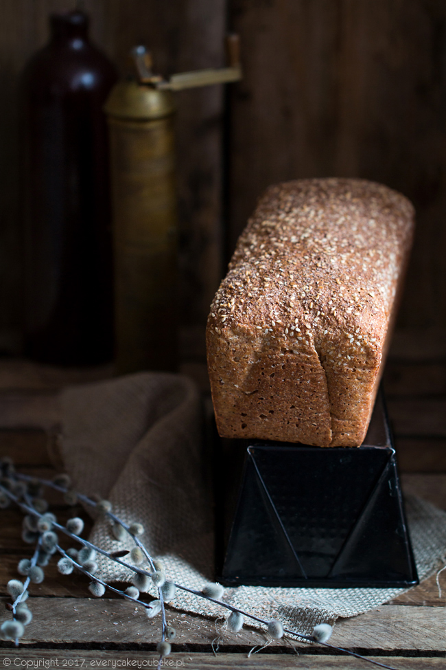 irlandzki chleb brązowy na drożdżach i melasie