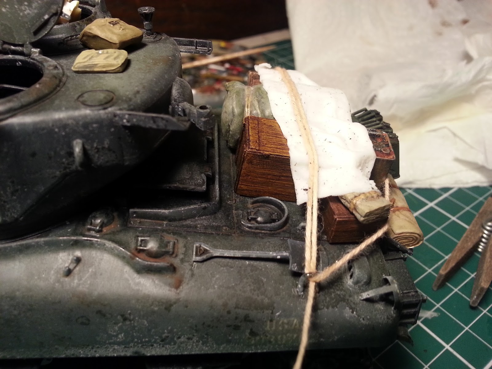 Dave's Model Avoiding "The Shelf of Doom" adding stowage to