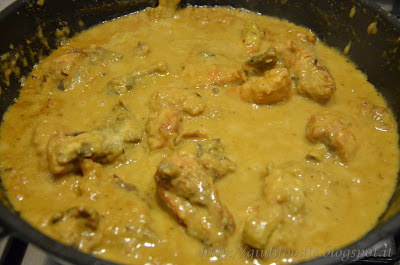 Preparazione del Pollo al Curry
