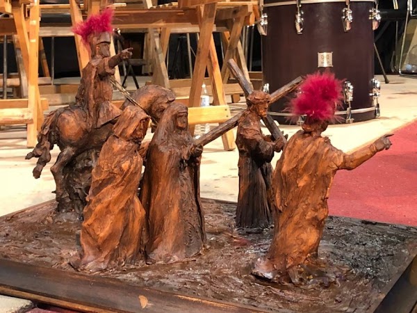 El Rocío de Pasión de Cabra presentará los bustos de las nuevas figuras secundarias del misterio El Rocío de Pasión de Cabra presentará los bustos de las nuevas figuras secundarias del misterio