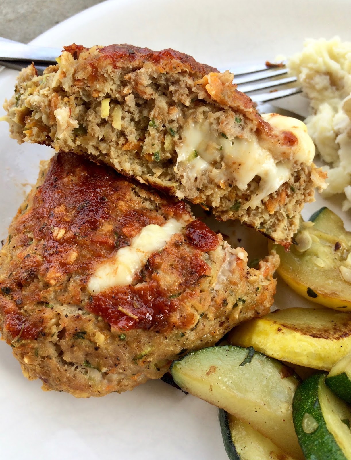 Savory Moments Vegetable and mozzarella mini turkey meatloaves